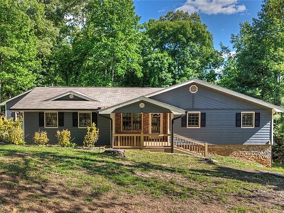 3rd image of 317 Hideaway Pl
