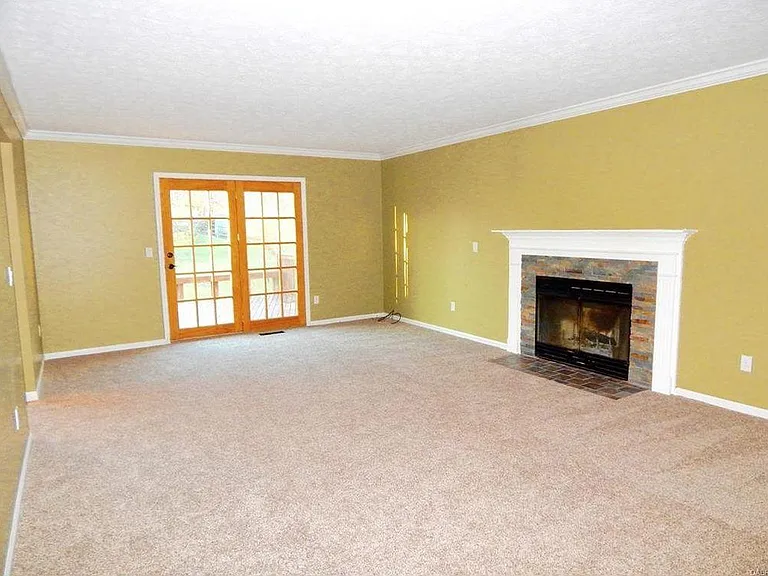 2279 Forestdean Ct W — Photo 7