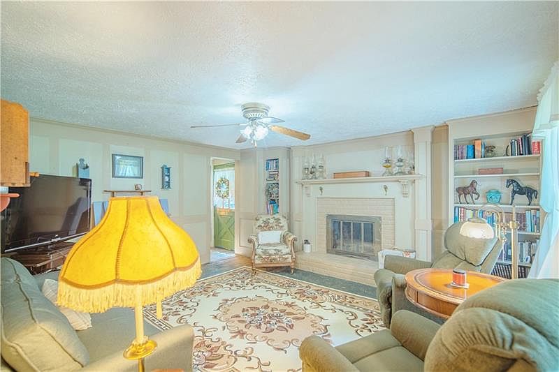 133 Long Rd, PA 15043 Zillow