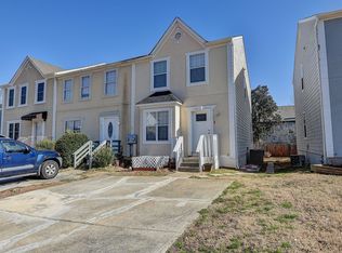 3835 Meadow Creek Dr, Peachtree Corners, GA 30092