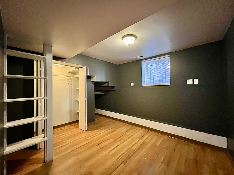 2915 N Lawndale Ave #0 — Photo 7