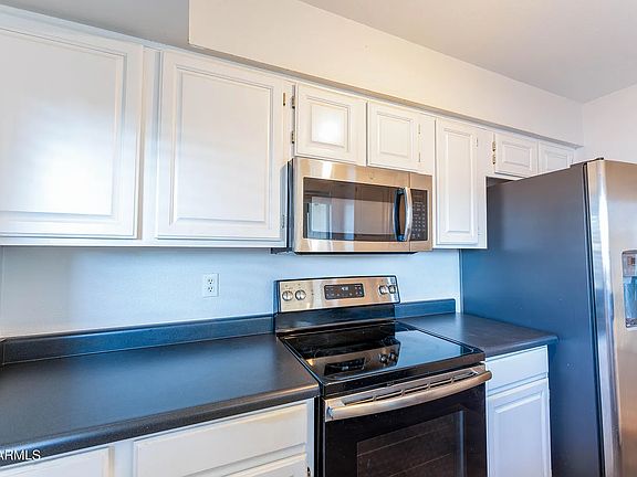 5th image of 3022 S Country Club Way