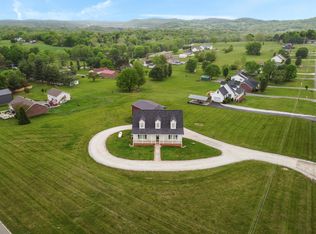 25 Ridgecrest Rd, Hartsville, TN 37074