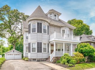 153 Cummins Hwy, Roslindale, MA 02131