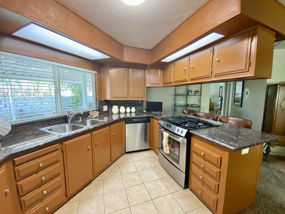 1st image of 38721 Chaparrosa Way