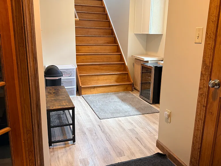 447 Krumkill Rd #2 — Photo 4