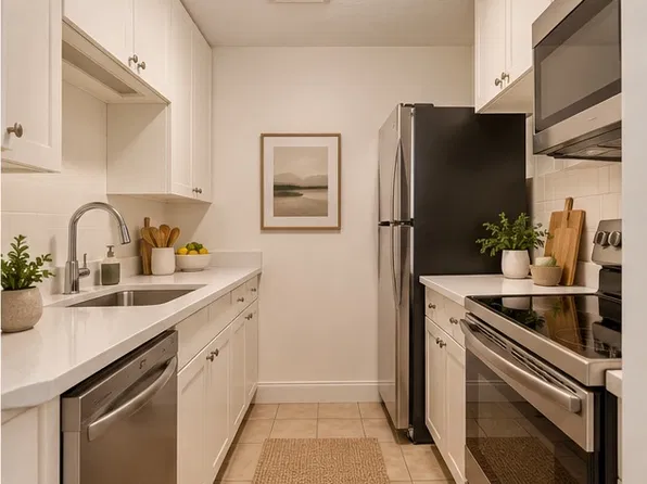 188 North St APT 53, Boston, MA 02113