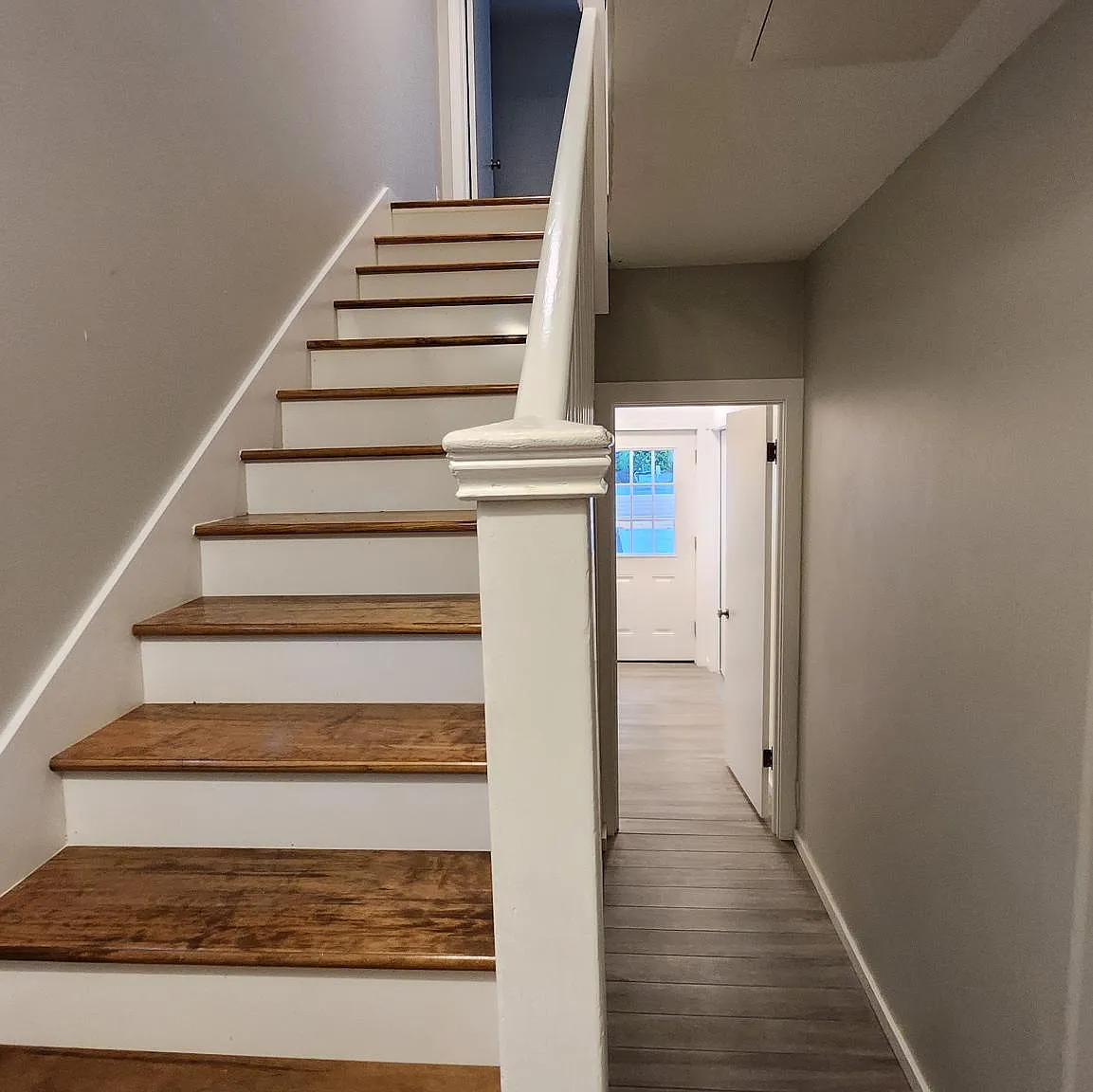2 bed, 768 sqft, $1,425 — Photo 2