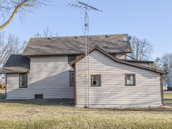 2nd image of 4055 Monroe Rd