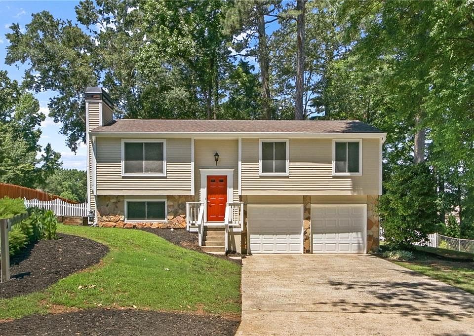 1st image of 570 Sheringham Ct