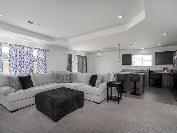 5th image of 1613 Cherry Blossom Dr