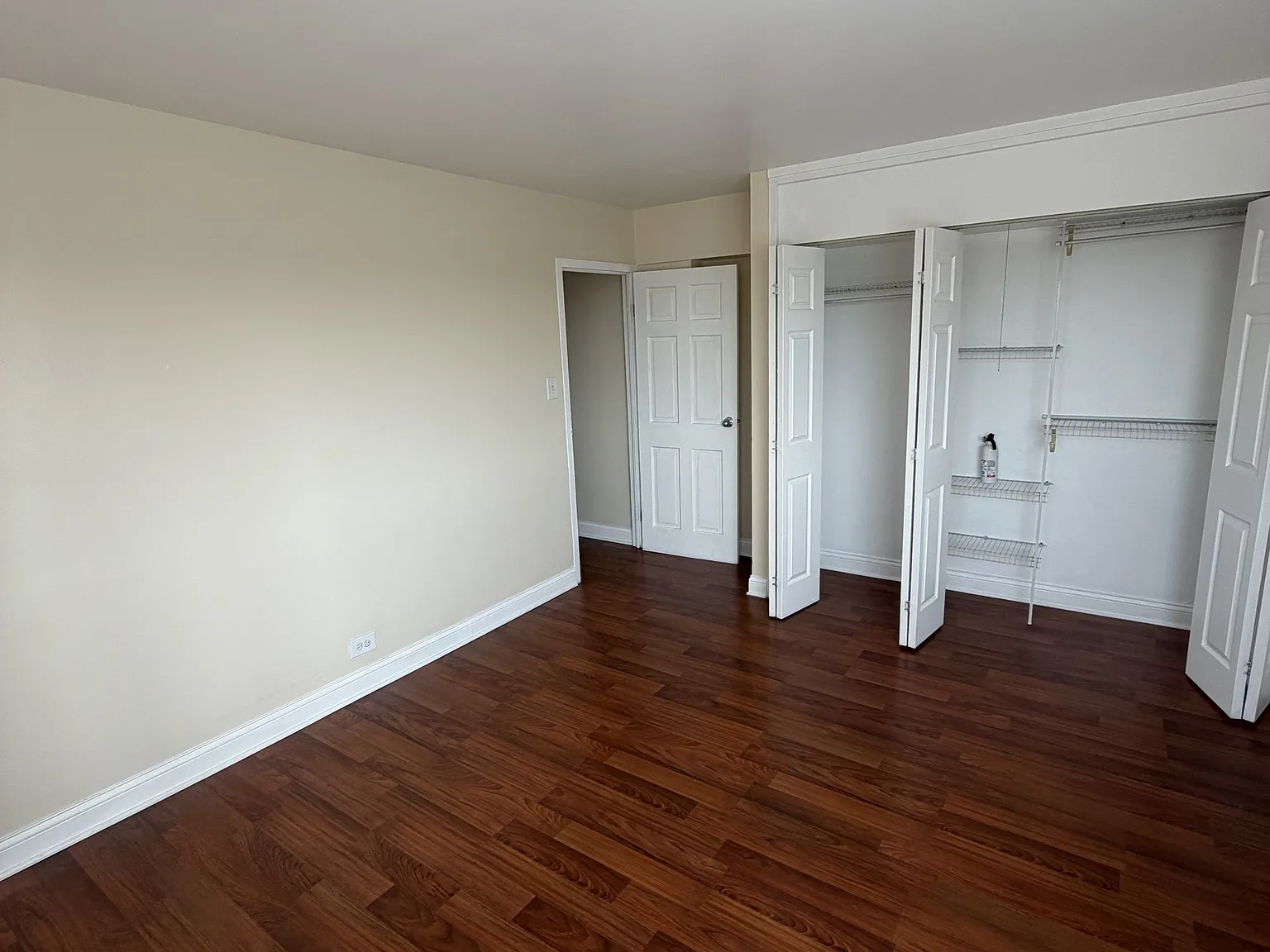 7337 South South Shore Drive - 1031 — Photo 2