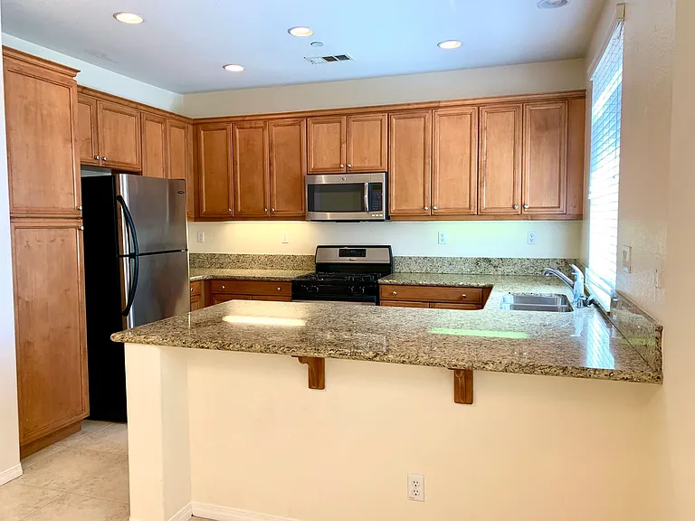 142 Principia Ct — Photo 6