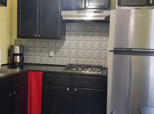 99 Fishburne St APT C, Charleston, SC 29403