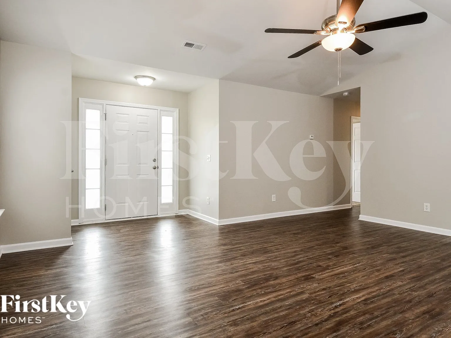 3 bed, 2.0 bath, 1272 sqft, $1,565 — Photo 4