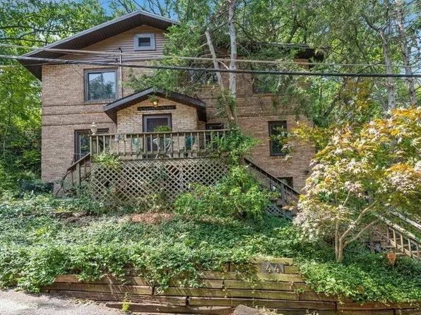 44 Cedar Trl, Portage, IN 46368