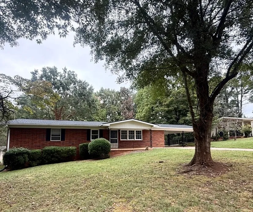 630 Mountain View Cir