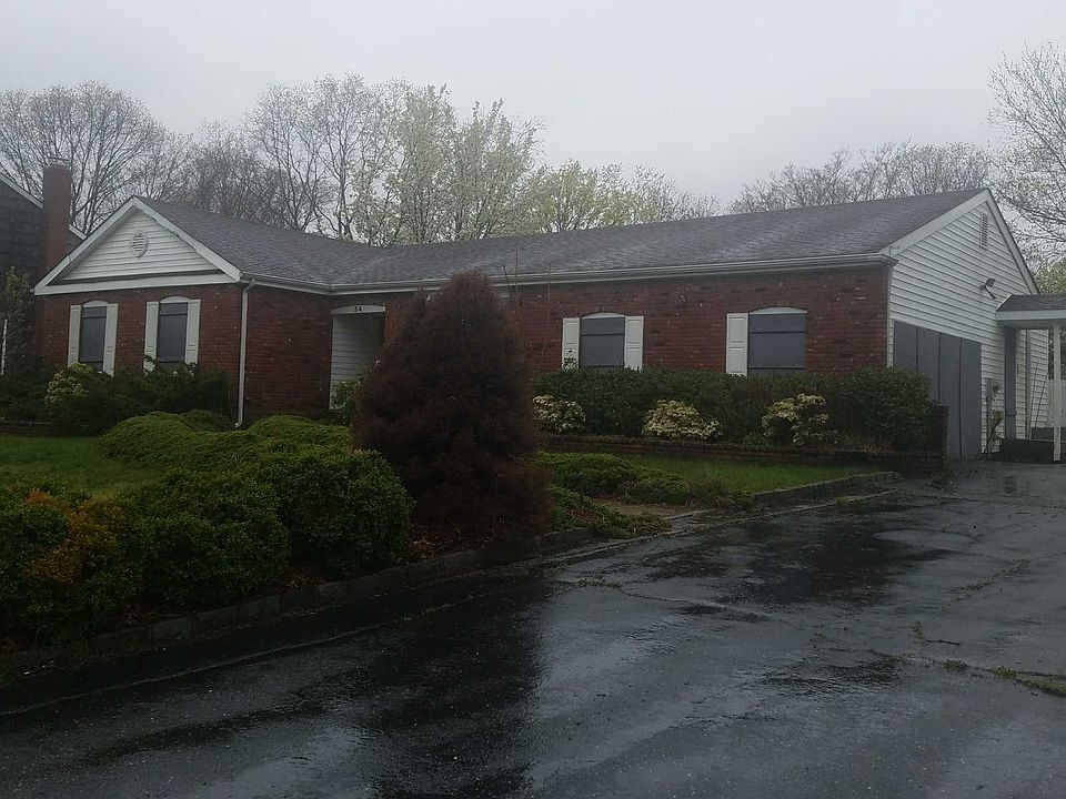 1st image of 34 Neil Dr
