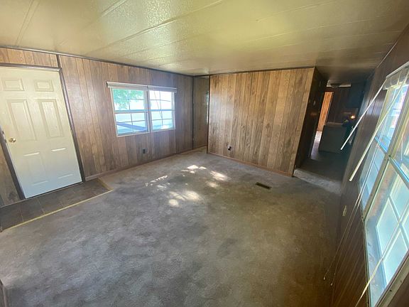 3rd image of 3200 King Ave W #7RR