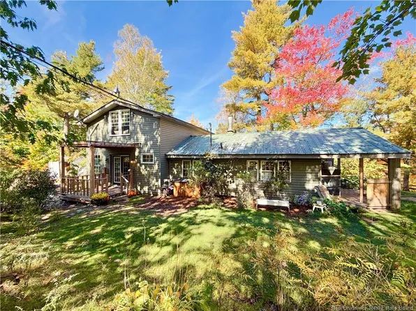 34 Tower Rd, Havelock, NB E4Z 0C5