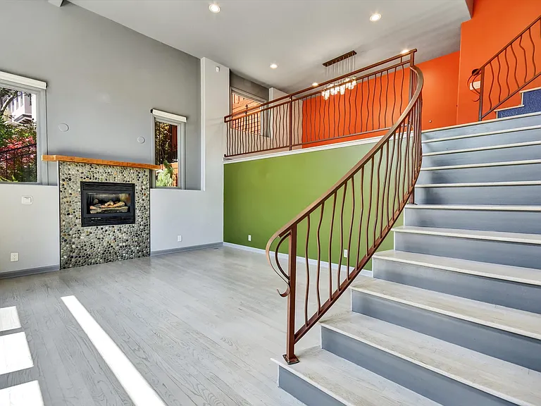 7001 Buckingham Blvd — Photo 36
