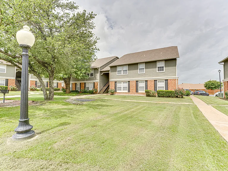 Arbors Of Corsicana — Photo 38