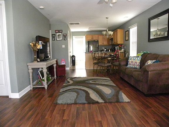 3rd image of 1033 Duncan Chase Ln