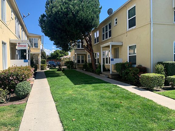 2nd image of 4568 N Banner Dr #3