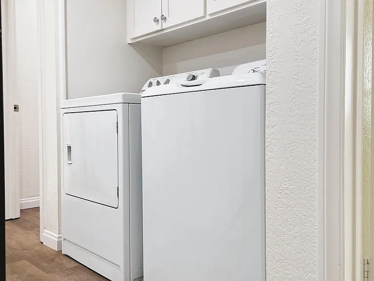 515 S Hobart Blvd #9 — Photo 14