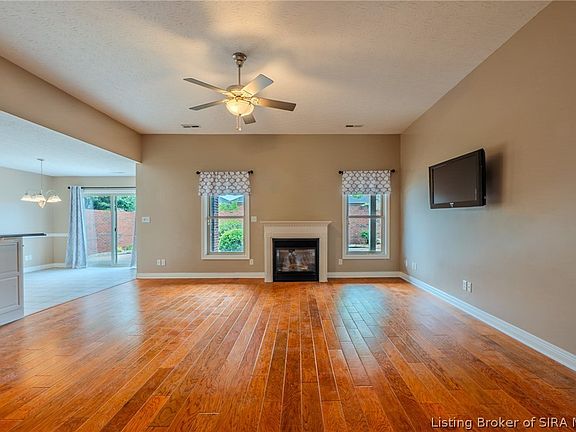 5th image of 3202 Greenleaves Drive