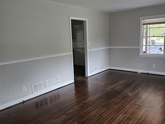 4th image of 4026 Ashley Brook Dr #4026AB