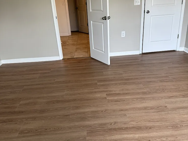 1103 Epiphany Rd — Photo 5