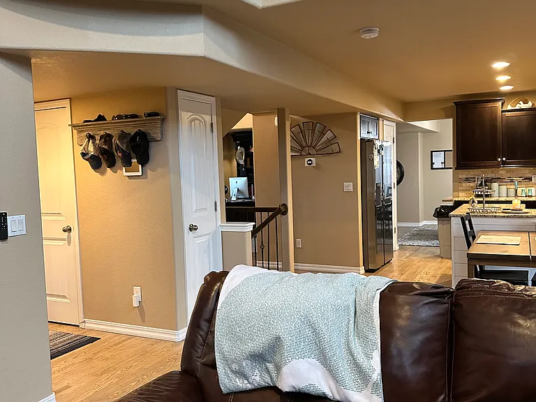 7736 Renegade Hill Dr — Photo 32