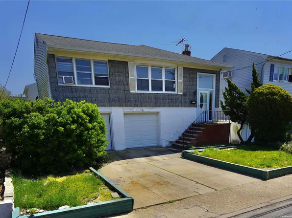 797 S Long Beach Avenue, Freeport, NY 11520