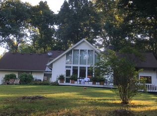 3961 Avis Rd, New Albany, OH 43054