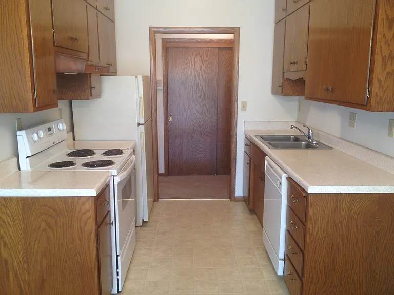 Skaff Apartments - Moorhead — Photo 138