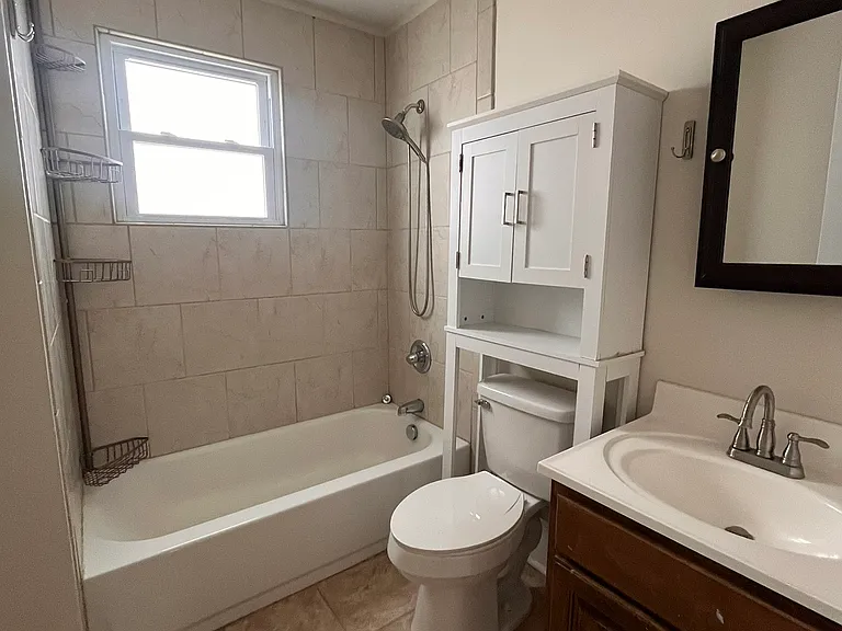 1217 Schiller Ave #1 — Photo 12