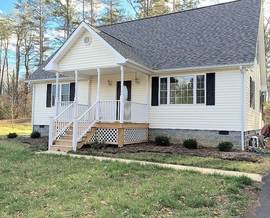 2nd image of 111 Wooten Dr