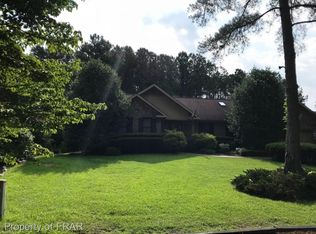 686 Chelsea Dr, Sanford, NC 27332