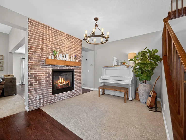 6726 S Quantock Way — Photo 11