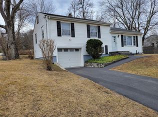 88 Cramer Rd, Poughkeepsie, NY 12603