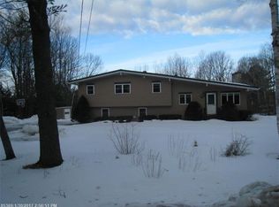 39 Patterson Ave, Winslow, ME 04901