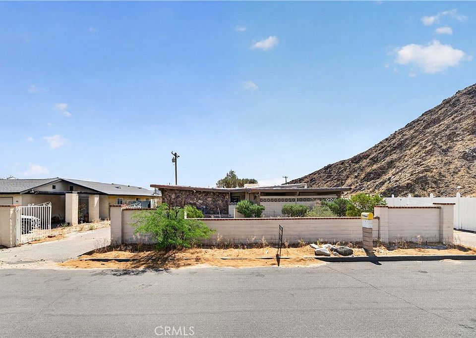 1st image of 22580 Parkmead Dr