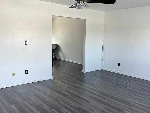 4th image of 2984 Benchwood Rd #1