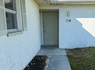 520 SE 16th Pl, Cape Coral, FL 33990