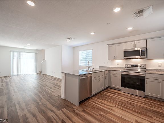 4th image of 12103 Mojave Gold Rd Unit 4