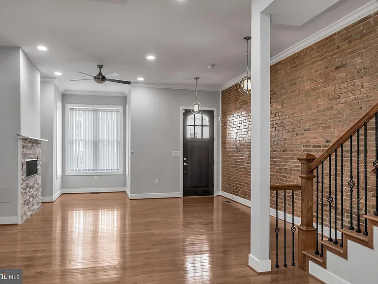 1310 Riggs St NW — Photo 14
