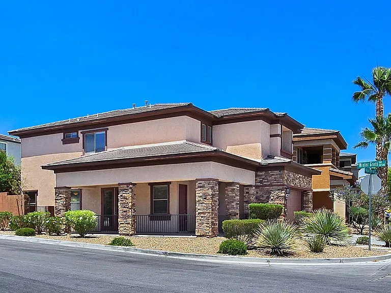 5389 Hollymead Dr — Photo 3
