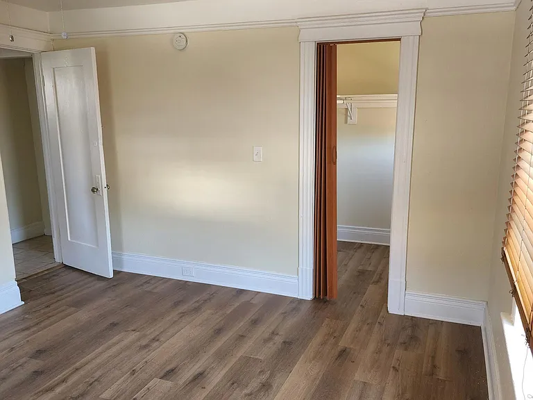 821 Walnut Ave — Photo 9