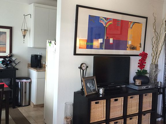 Living Room To Kitchen